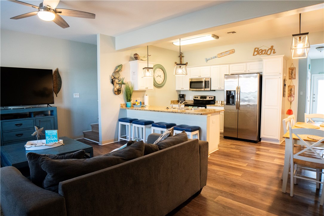 15007 Beach Walk Loop Property Photo 4
