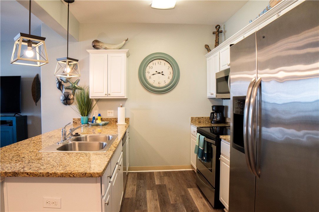 15007 Beach Walk Loop Property Photo 6