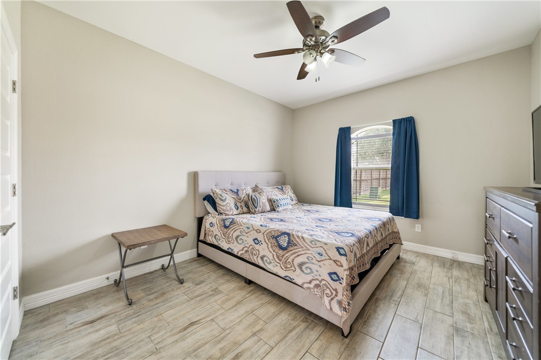 6 Stella Property Photo 24