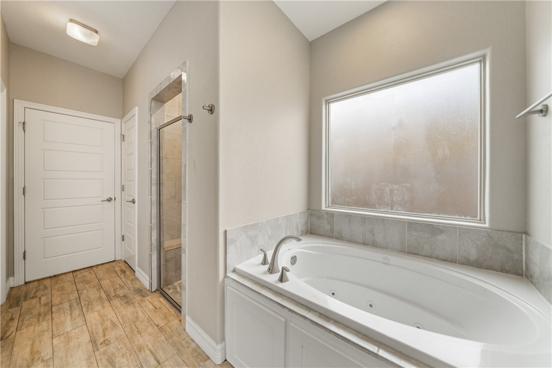 6 Stella Property Photo 28