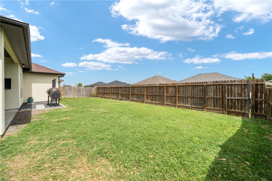 6 Stella Property Photo 35