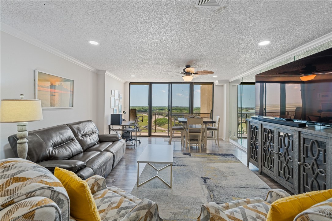 1400 Ocean Dr 1002-c Property Photo 5