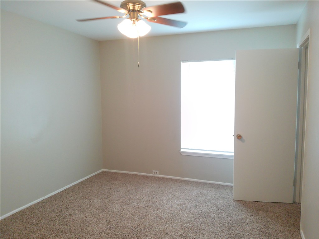 4833 Mokry Dr Property Photo 7