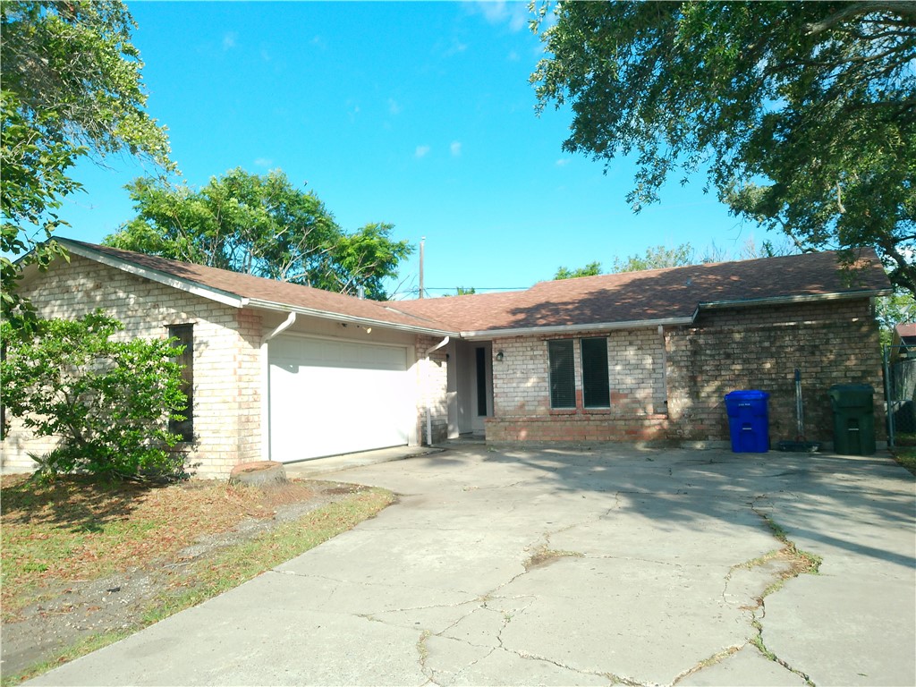 5809 Crestgrove Dr Property Photo