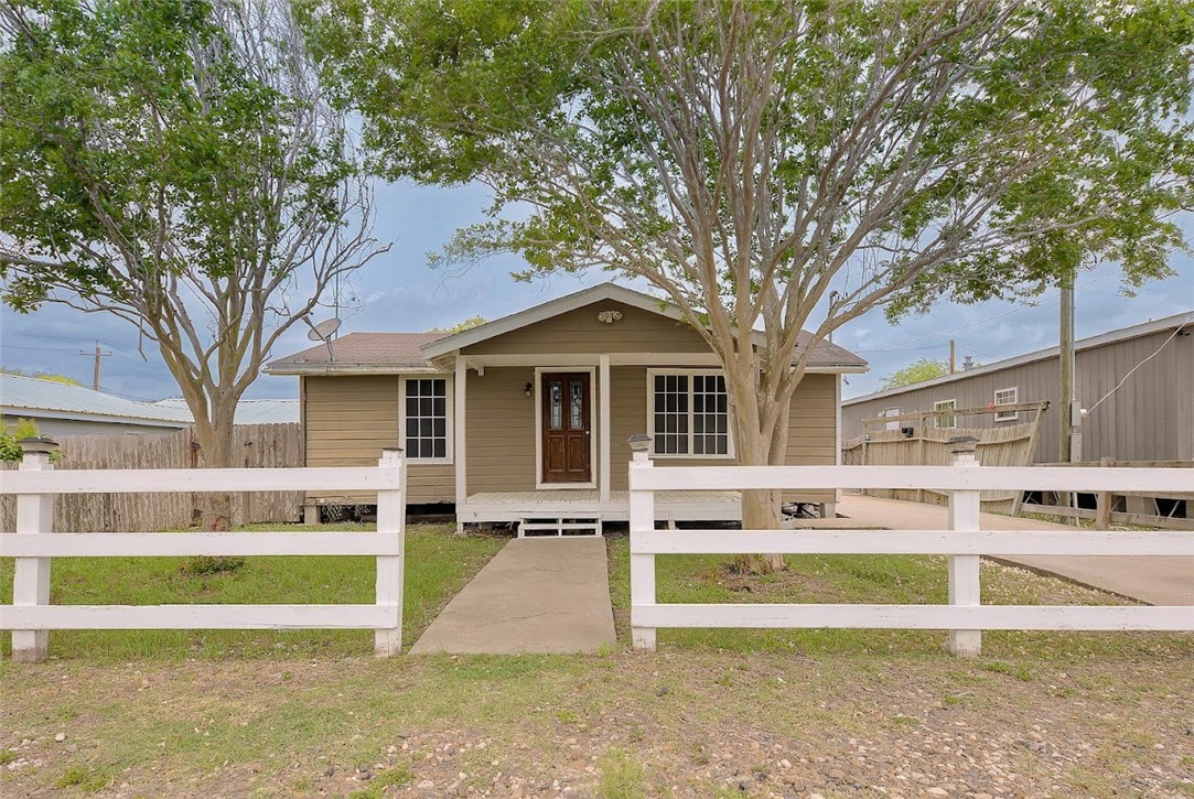 Odem Real Estate Listings Main Image