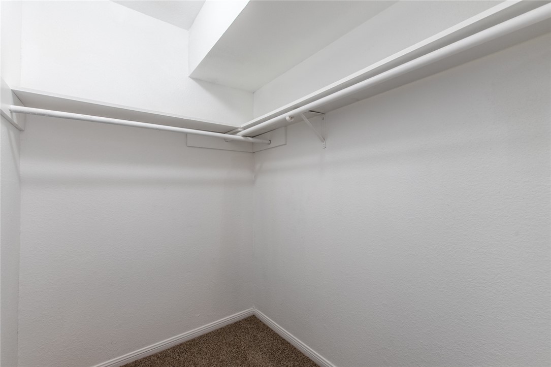 3021 Hilldale Dr Property Photo 25