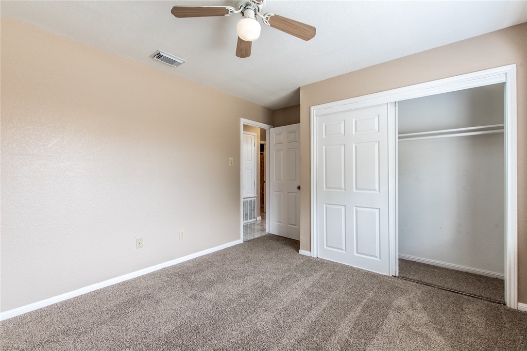 3021 Hilldale Dr Property Photo 29
