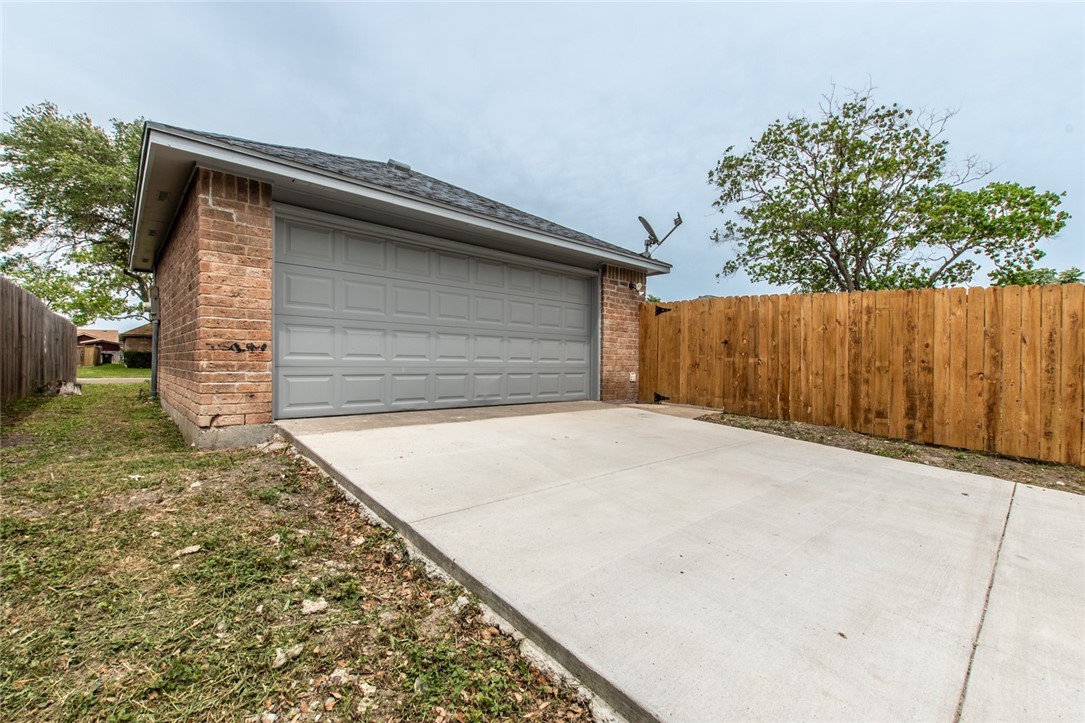 3021 Hilldale Dr Property Photo 36