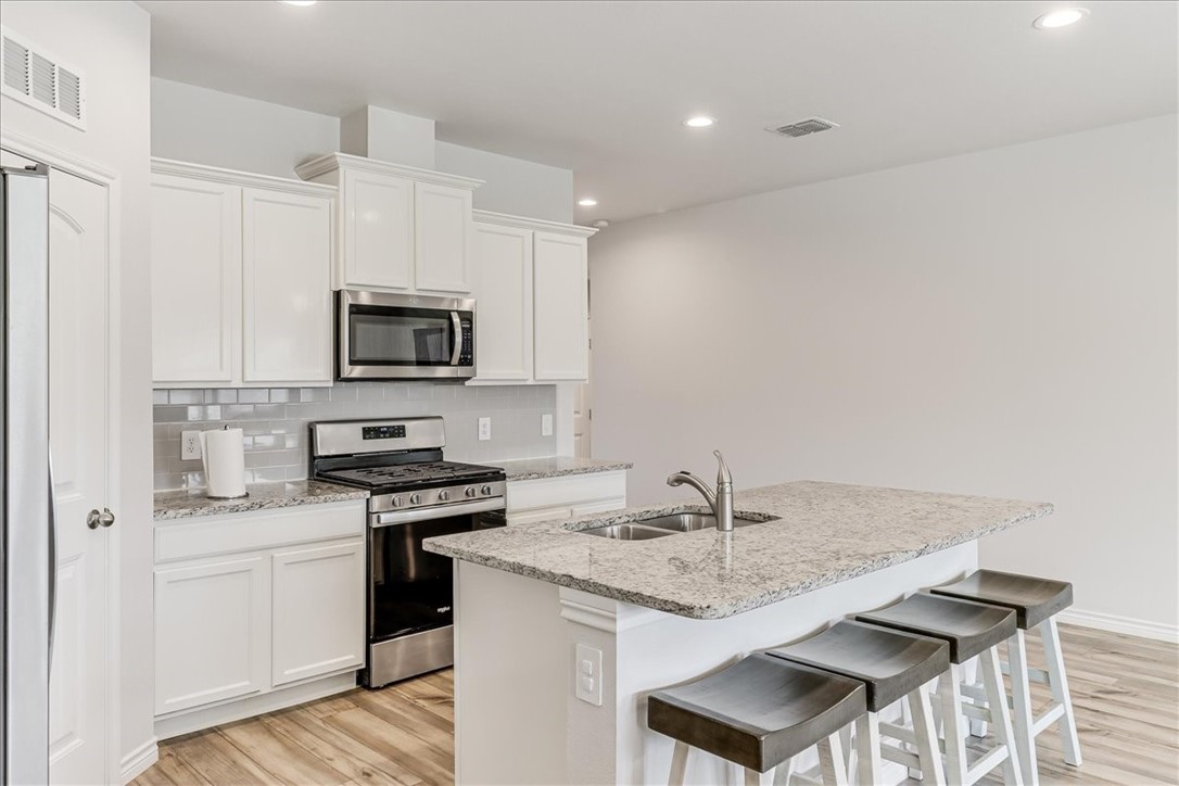 7725 Iron Man Dr Property Photo 8