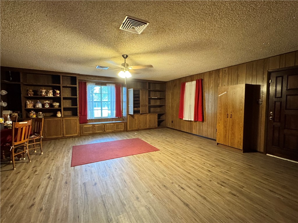 1301 Luning Property Photo 8