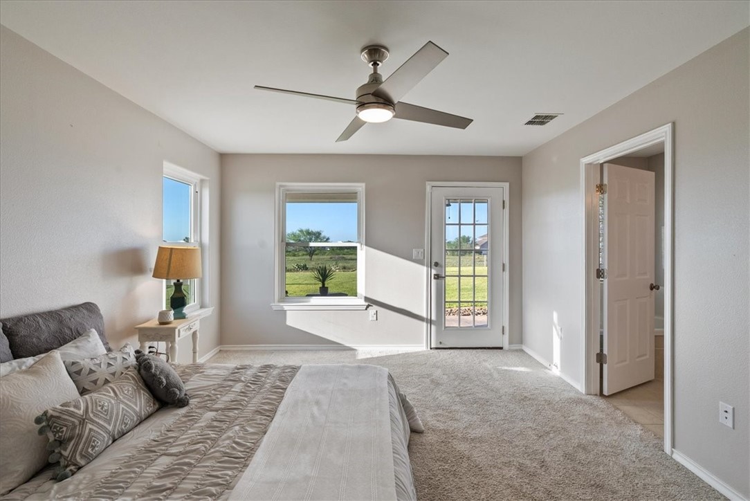 1414 County Road 3651 Property Photo 5
