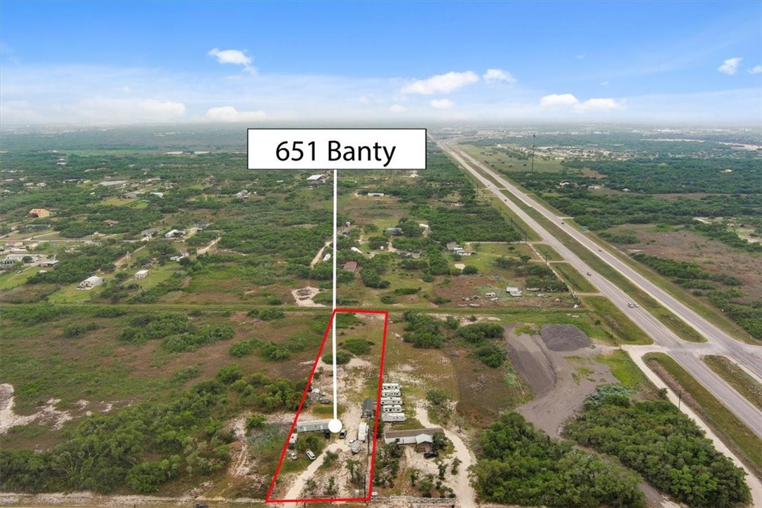 651 Banty Property Photo 4