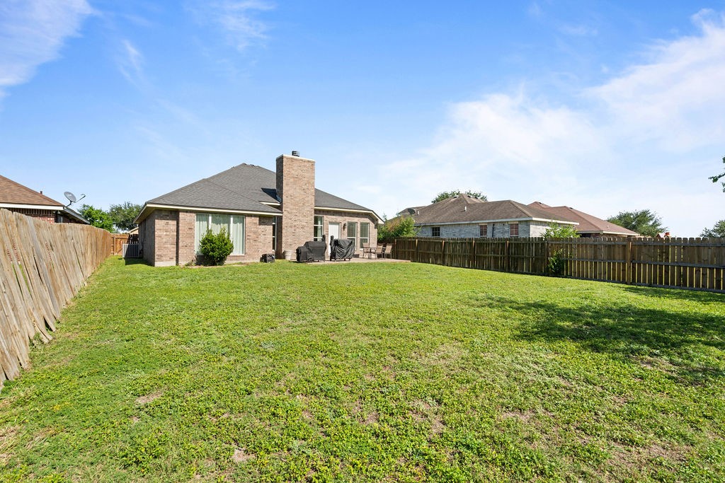 2205 Las Palmas Dr Property Photo 26