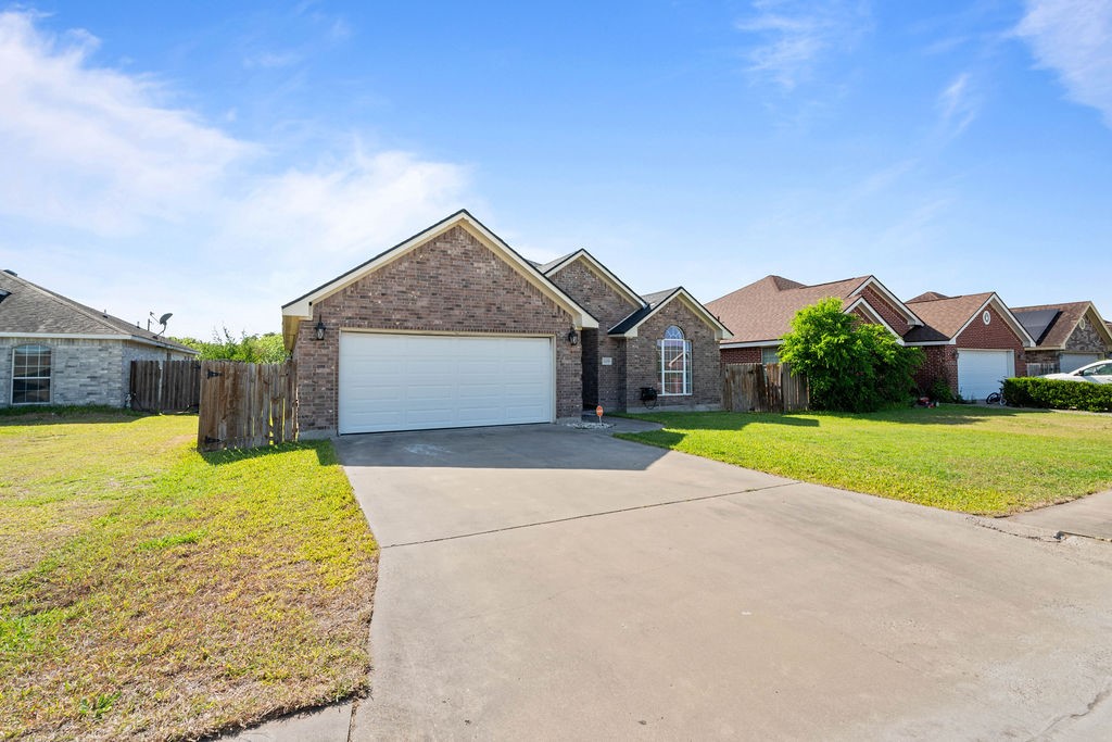 2205 Las Palmas Dr Property Photo 28