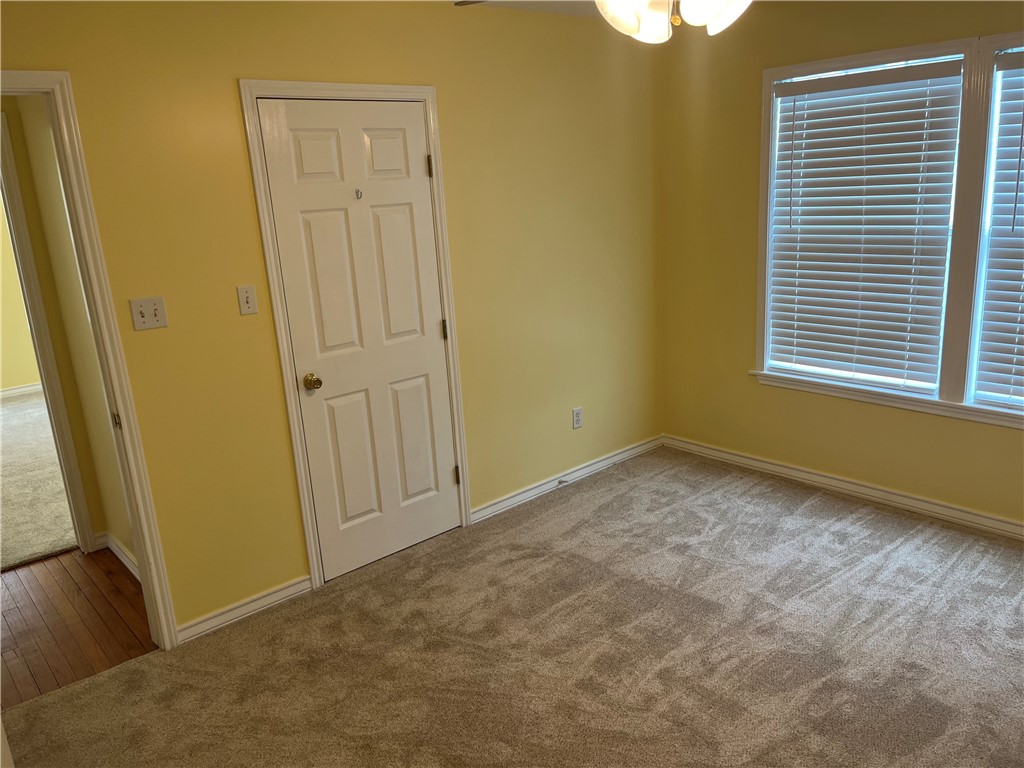 822 Indiana Ave Property Photo 5
