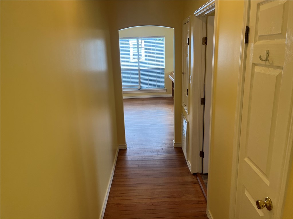 822 Indiana Ave Property Photo 6