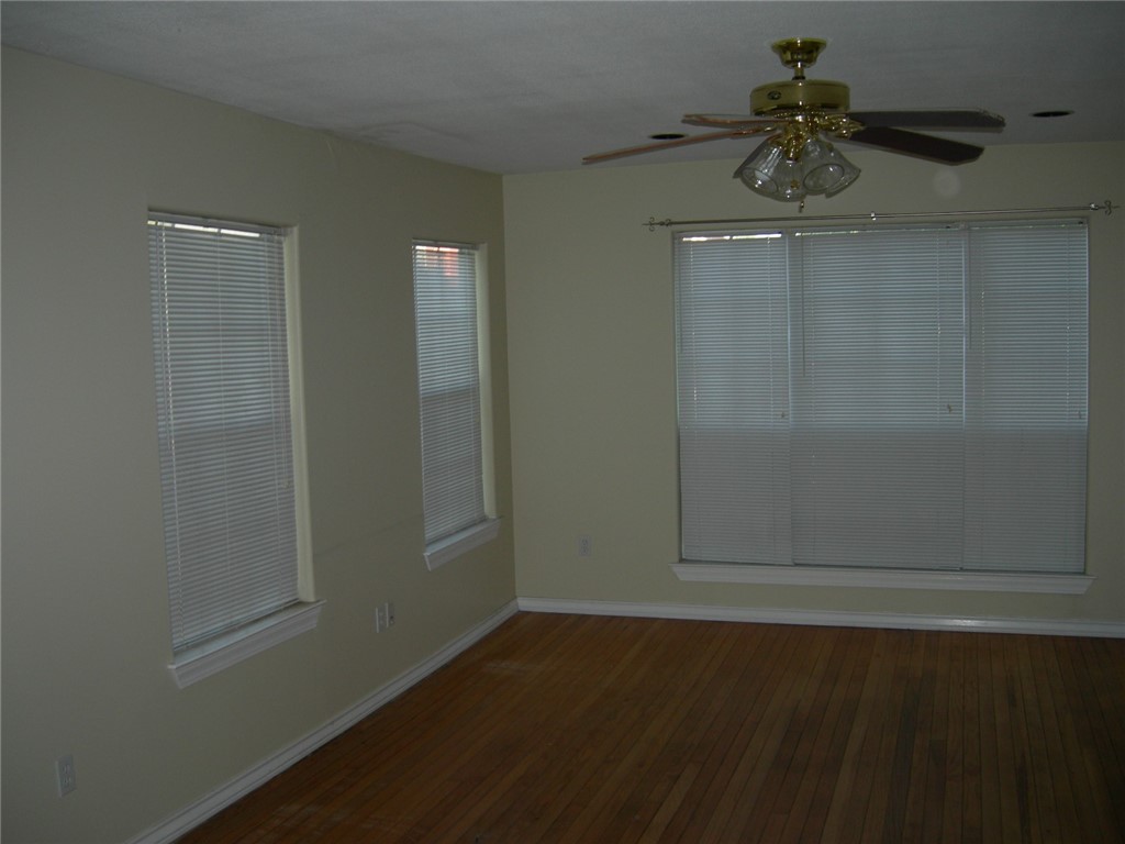 822 Indiana Ave Property Photo 23