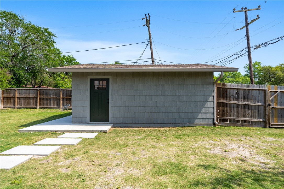 625 Williamson Pl Property Photo 37