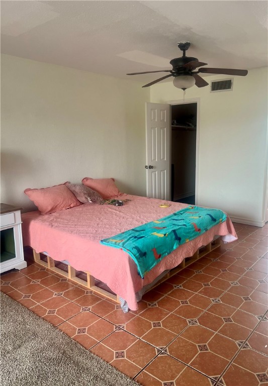 4141 Whiteley Dr 404 Property Photo 16
