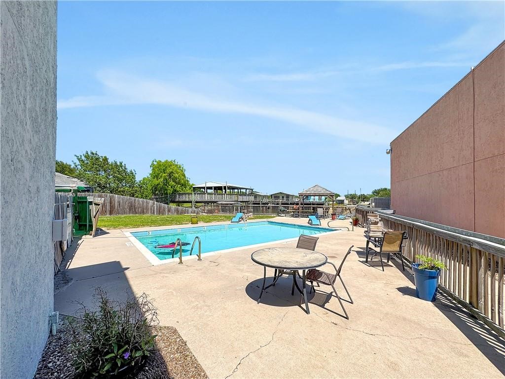 4141 Whiteley Dr 404 Property Photo 28