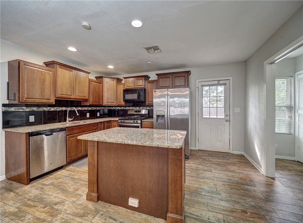 1809 Merriman Ave Property Photo 3