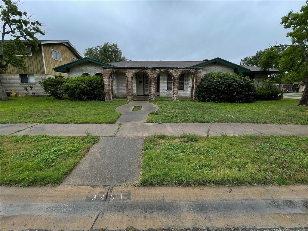 3401 Lynnwood Lane Property Photo