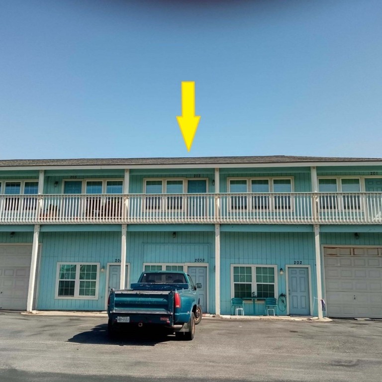 1809 Hillcrest Property Photo