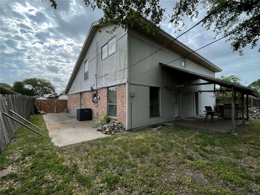 2601 Morning Star Property Photo 2