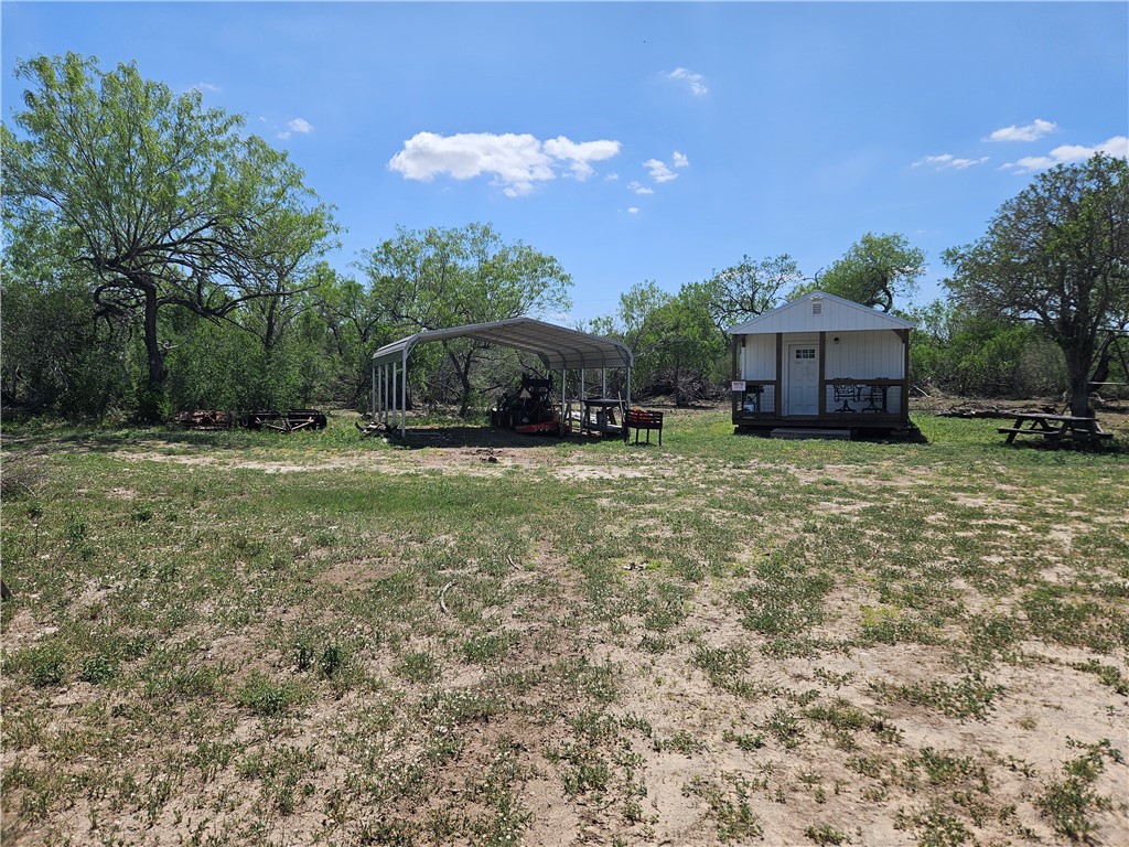 000 Cr 104/toro Rd Property Photo 3
