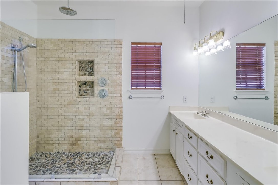 7430 Bourget Dr Property Photo 32