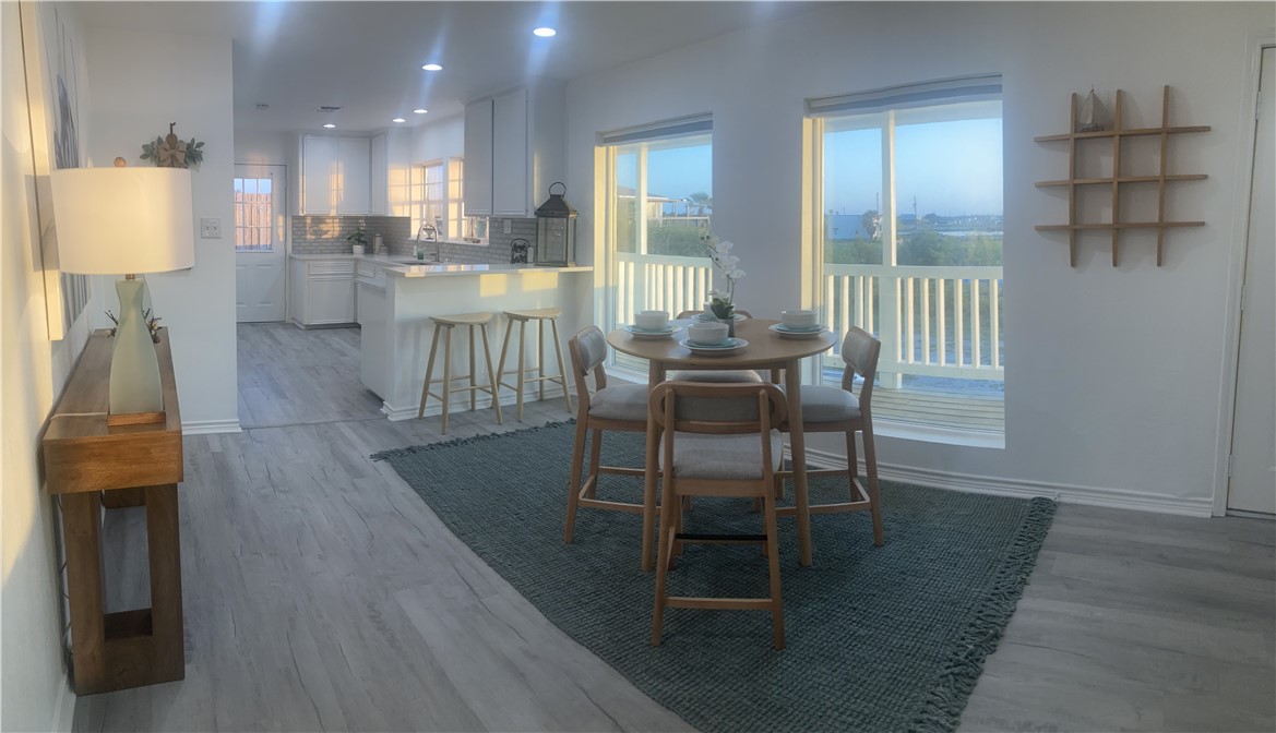3021 Laguna Shores Property Photo 4