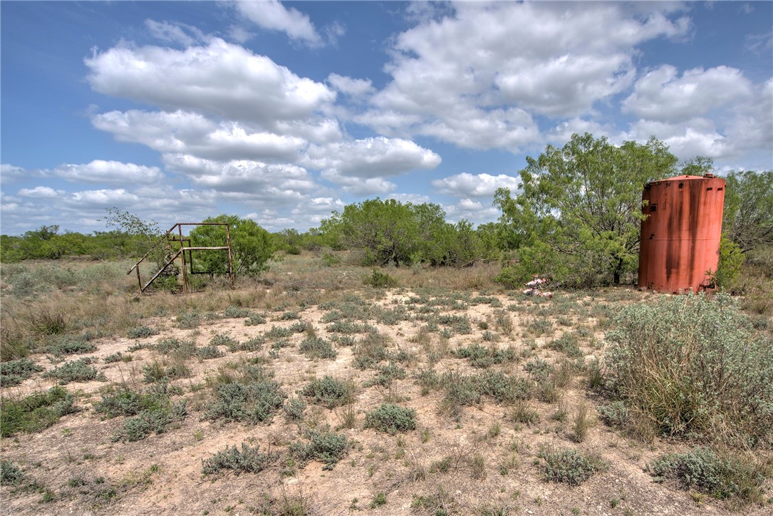 00 Cr 336 Property Photo 17