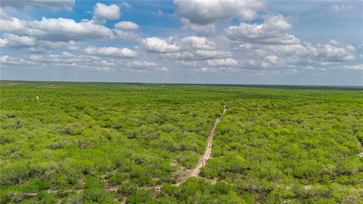 00 Cr 336 Property Photo 36