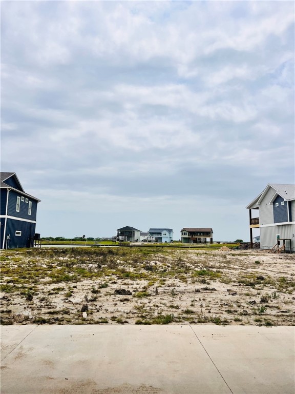 17 Tradewinds Circ Property Photo 1
