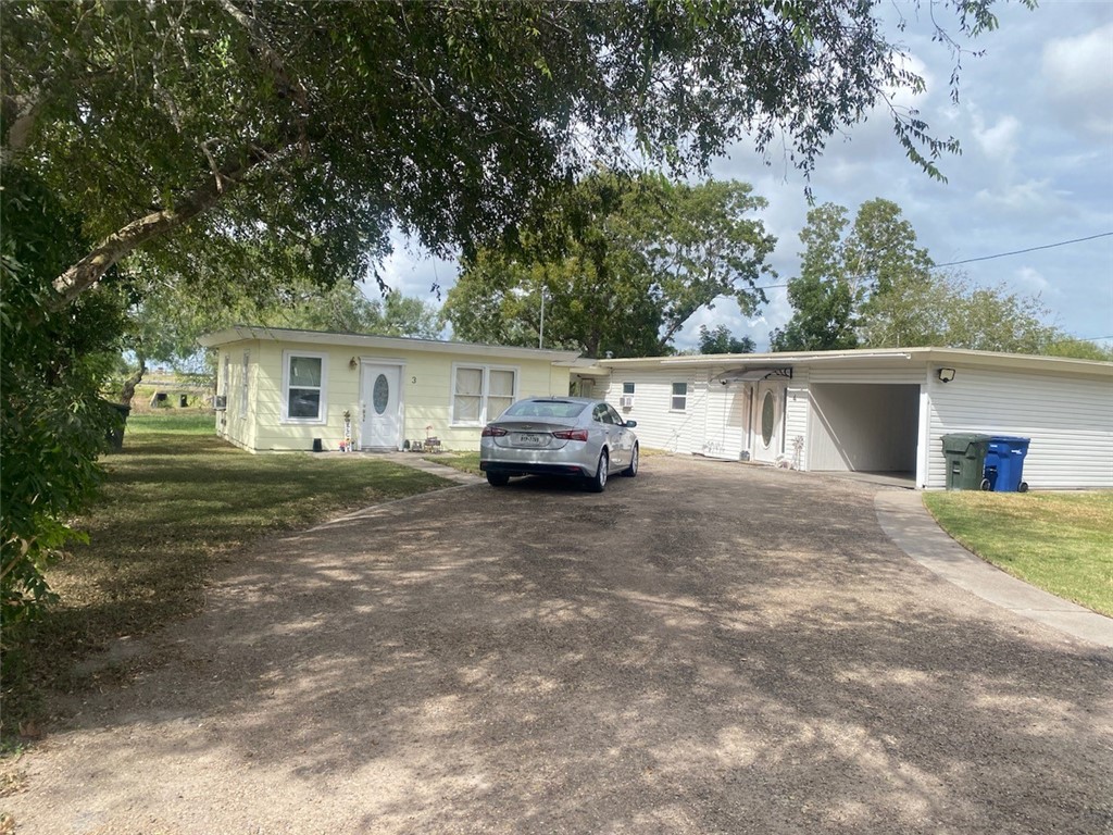 2600 Countiss Dr Property Photo 5