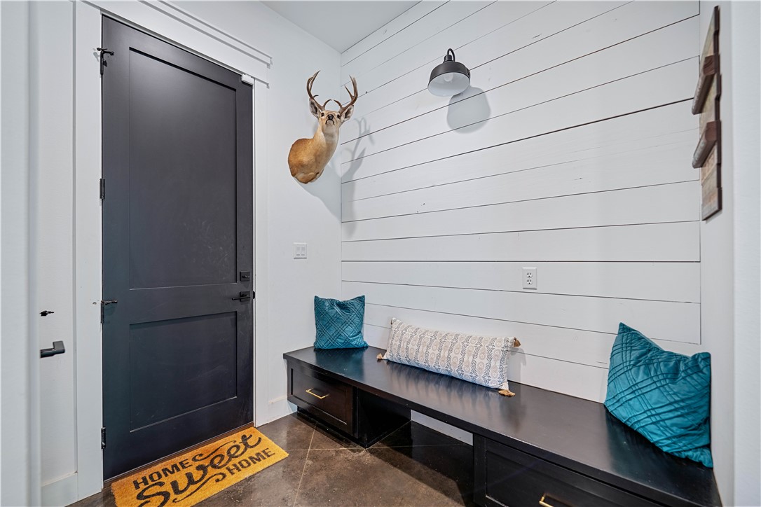 340 Warbler Dr Property Photo 13