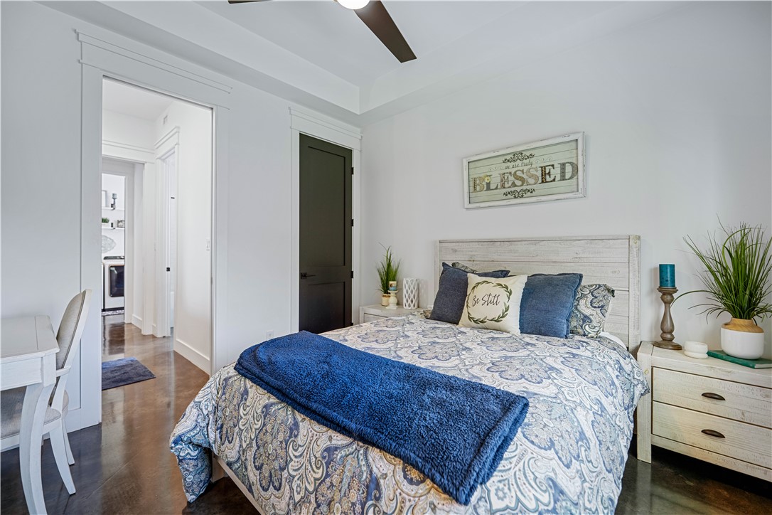 340 Warbler Dr Property Photo 15