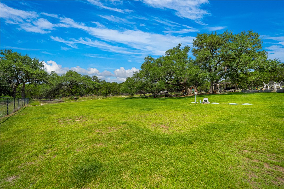 340 Warbler Dr Property Photo 32