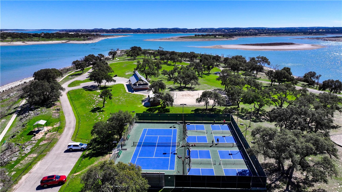 340 Warbler Dr Property Photo 36