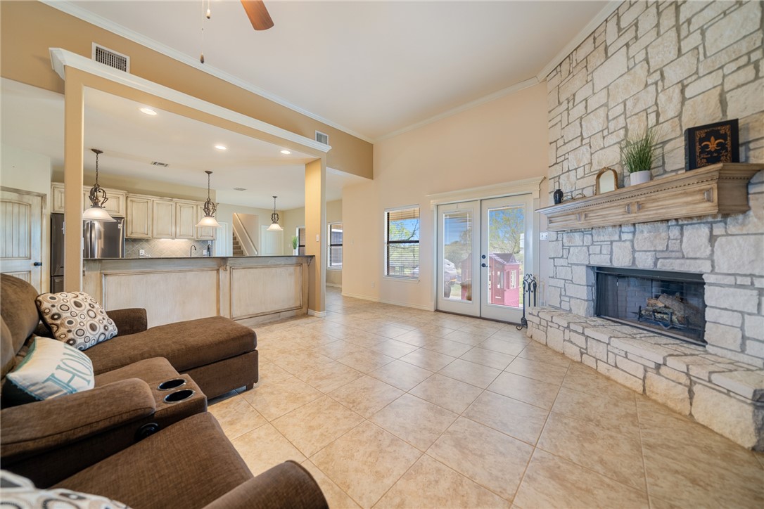 5889 Hidden Valley Loop Property Photo 11