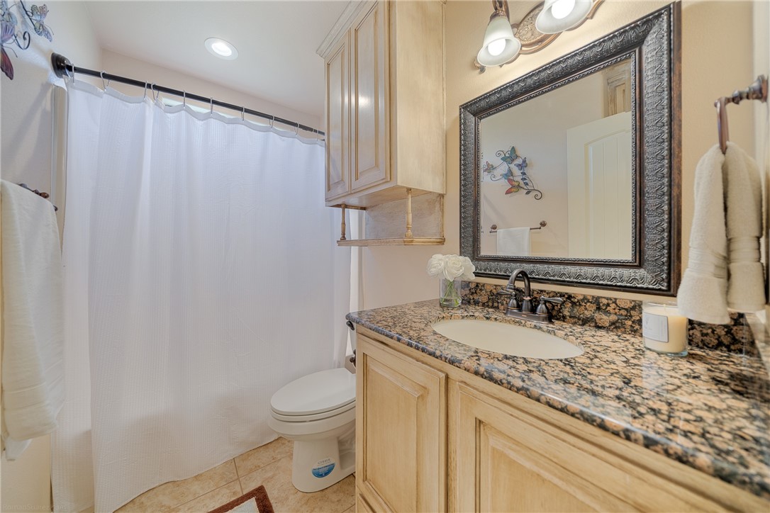 5889 Hidden Valley Loop Property Photo 19