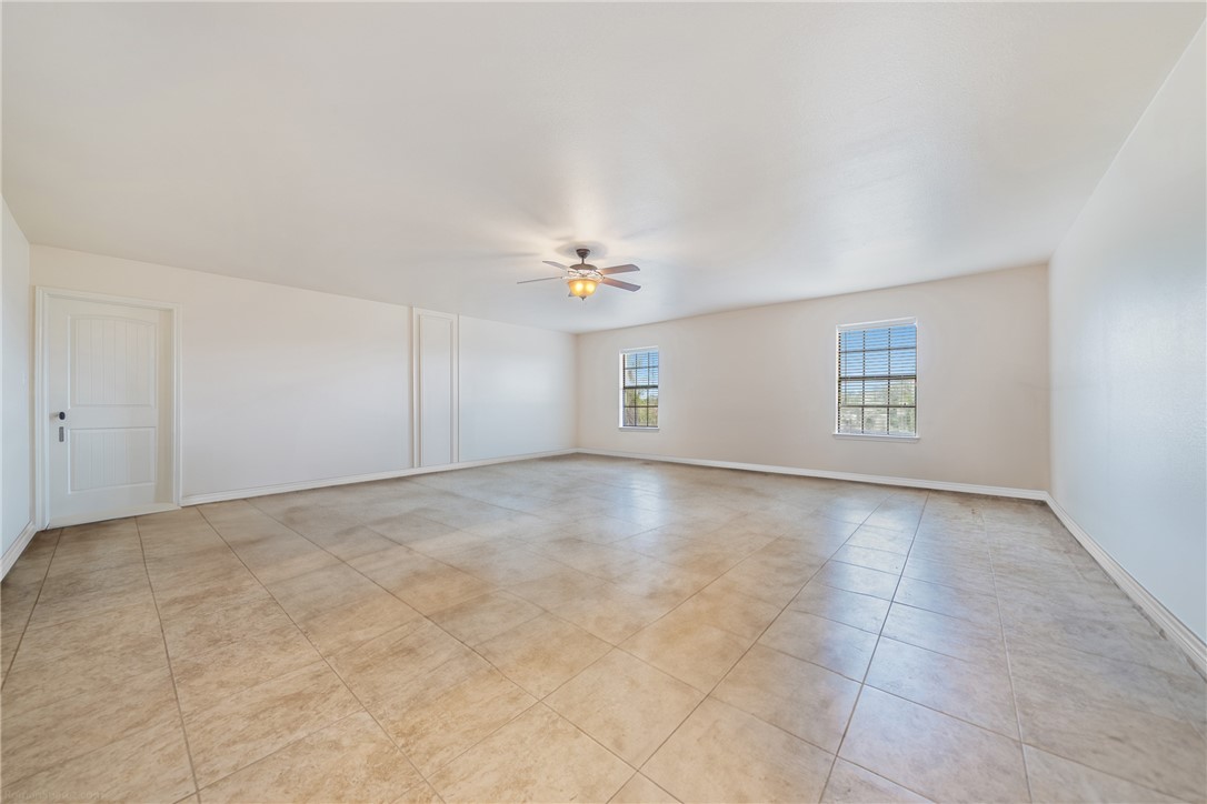 5889 Hidden Valley Loop Property Photo 26