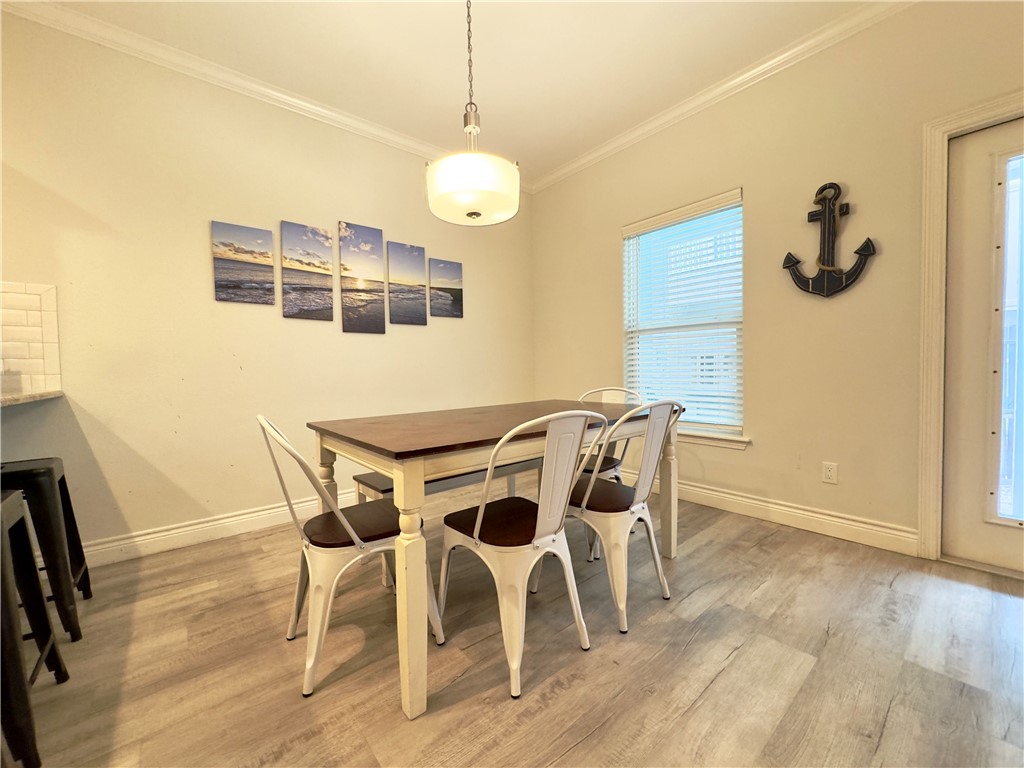14814 Robla Dr Property Photo 4