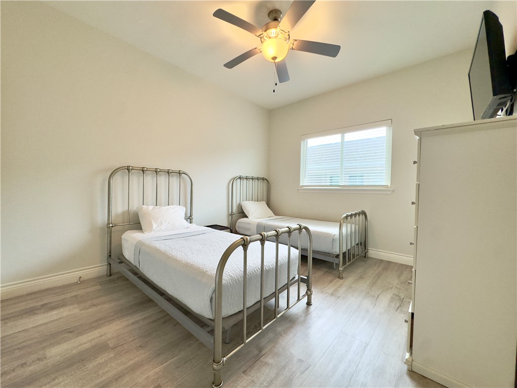14814 Robla Dr Property Photo 18