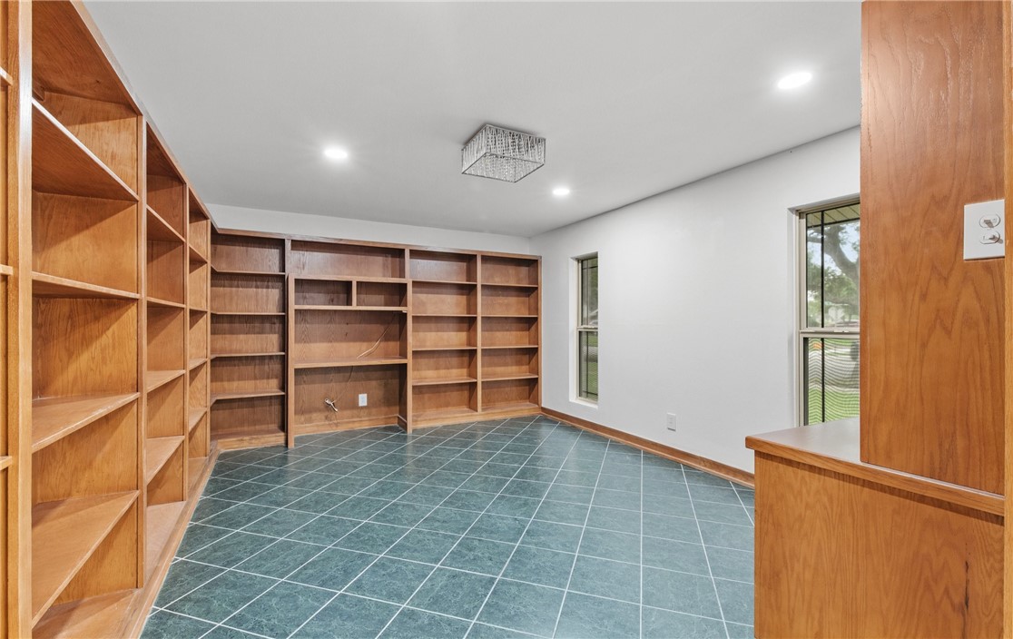 6358 Saint Andrews Dr Property Photo 15