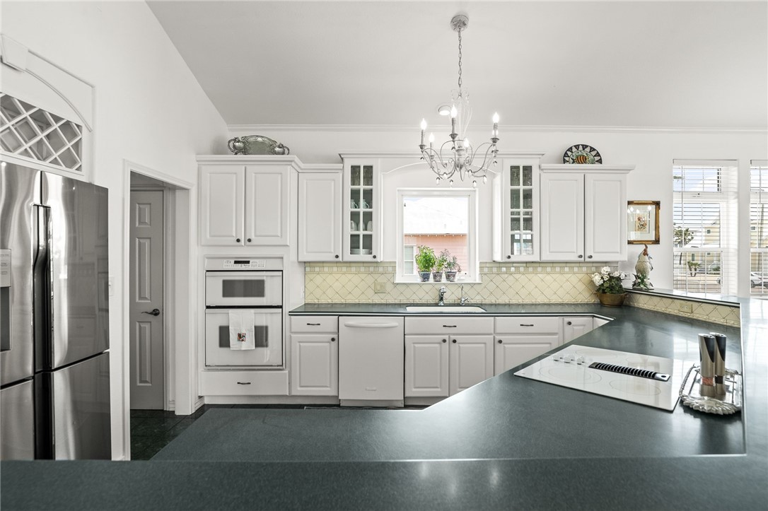 4820 Sanibel Property Photo 11