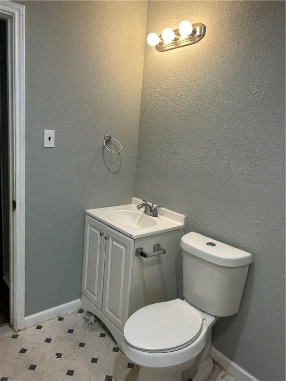 1350 Ormond Dr Property Photo 6