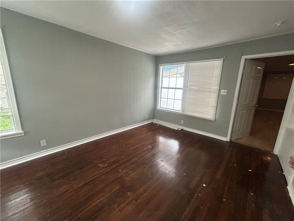 1350 Ormond Dr Property Photo 10
