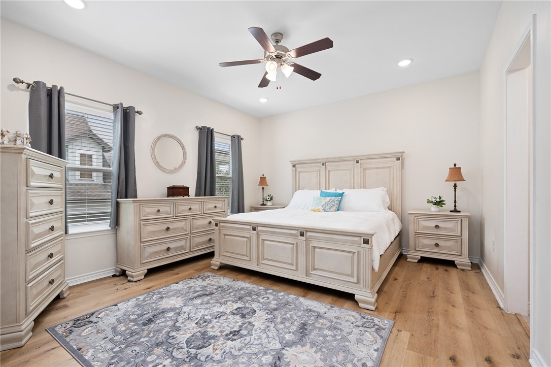 122 Lavaca Cir Property Photo 4