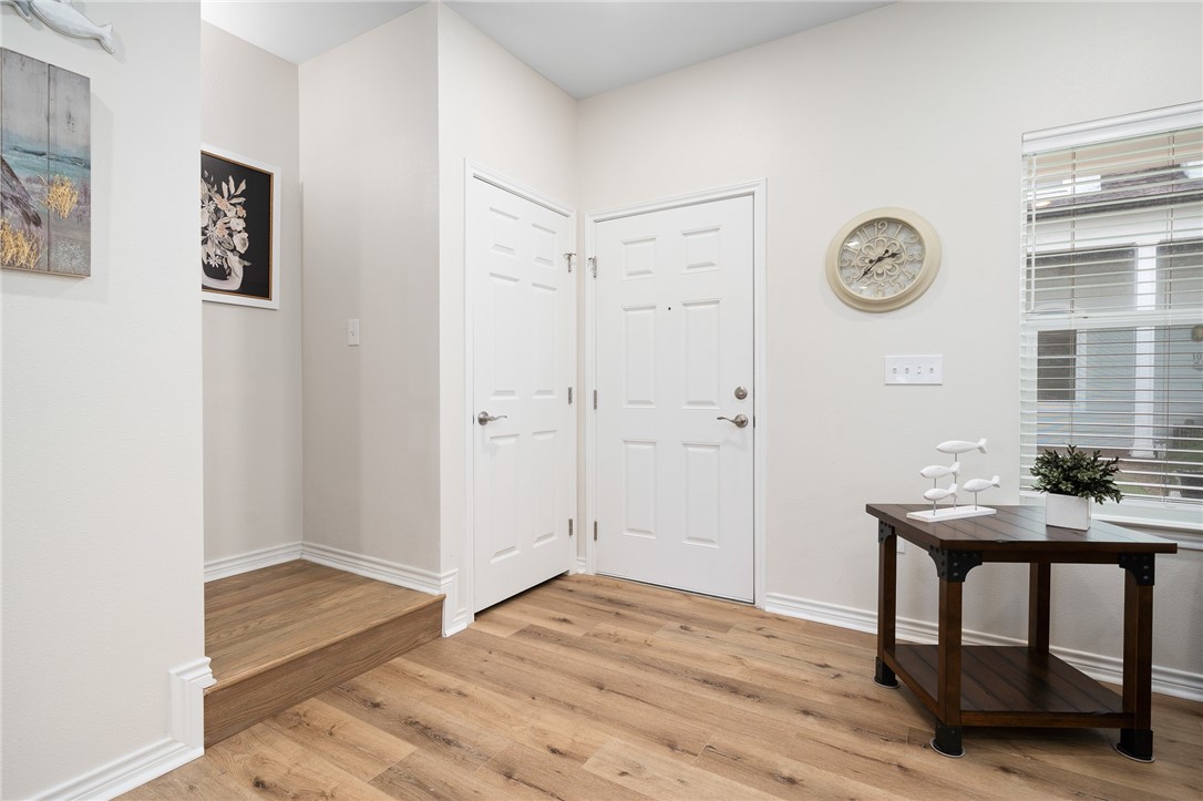 122 Lavaca Cir Property Photo 8
